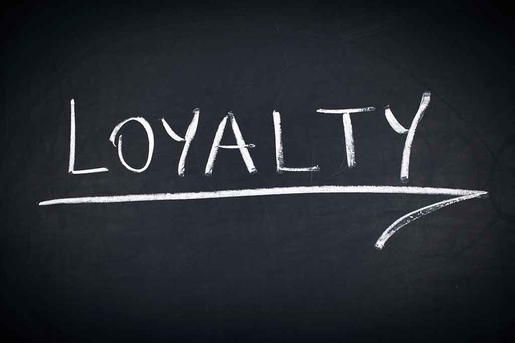 Who Established A Federal Employee Loyalty Program